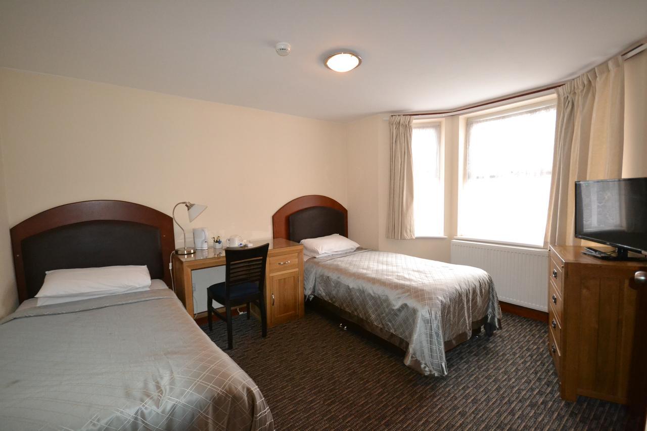 Airport Guest House Slough Dış mekan fotoğraf