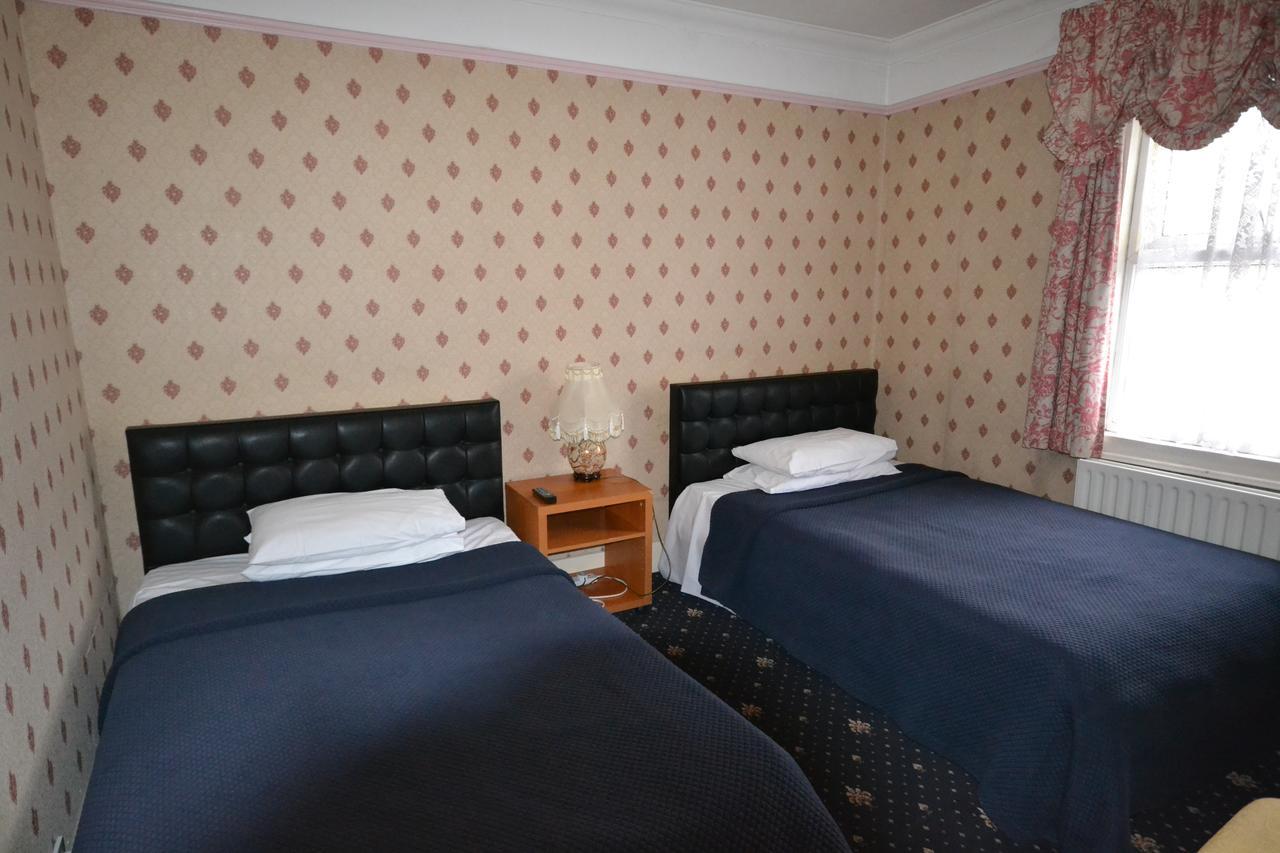 Airport Guest House Slough Dış mekan fotoğraf